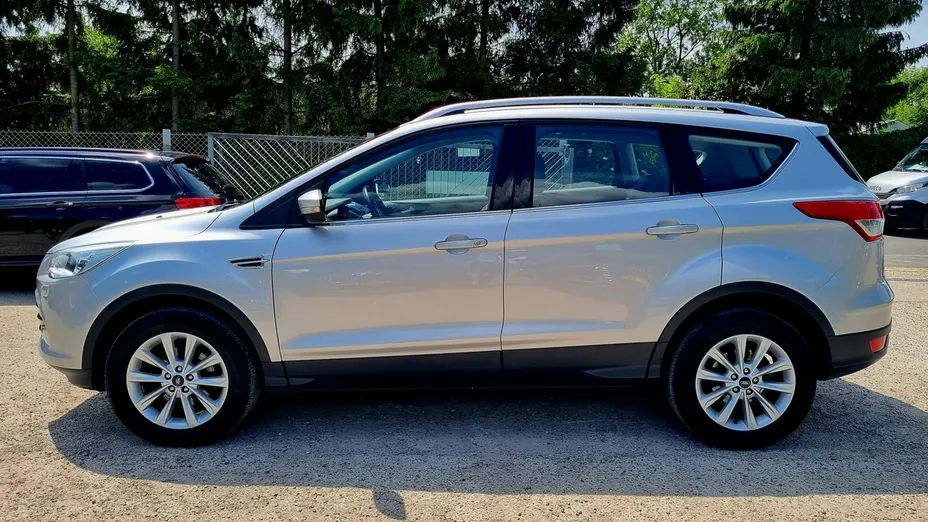 FORD Kuga -