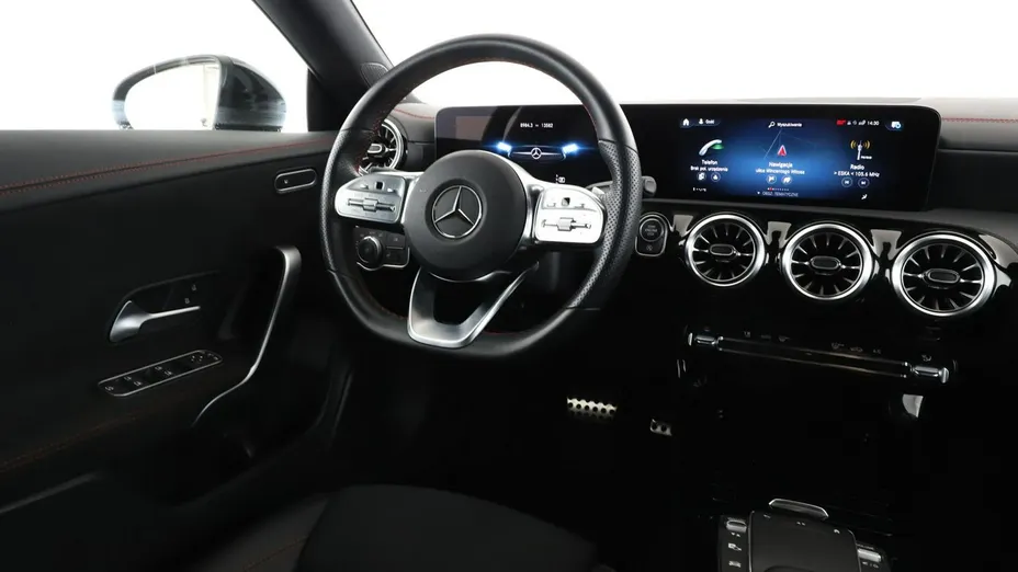 MERCEDES-BENZ CLA -
