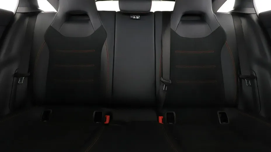 MERCEDES-BENZ CLA -