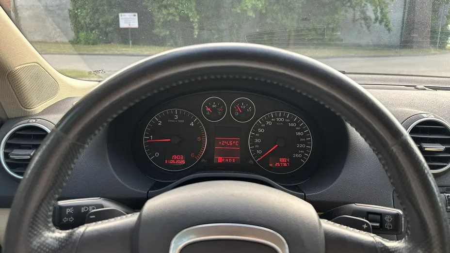 AUDI A3 -