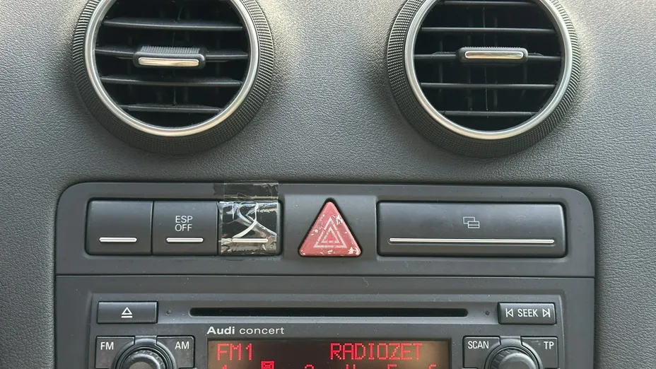 AUDI A3 -
