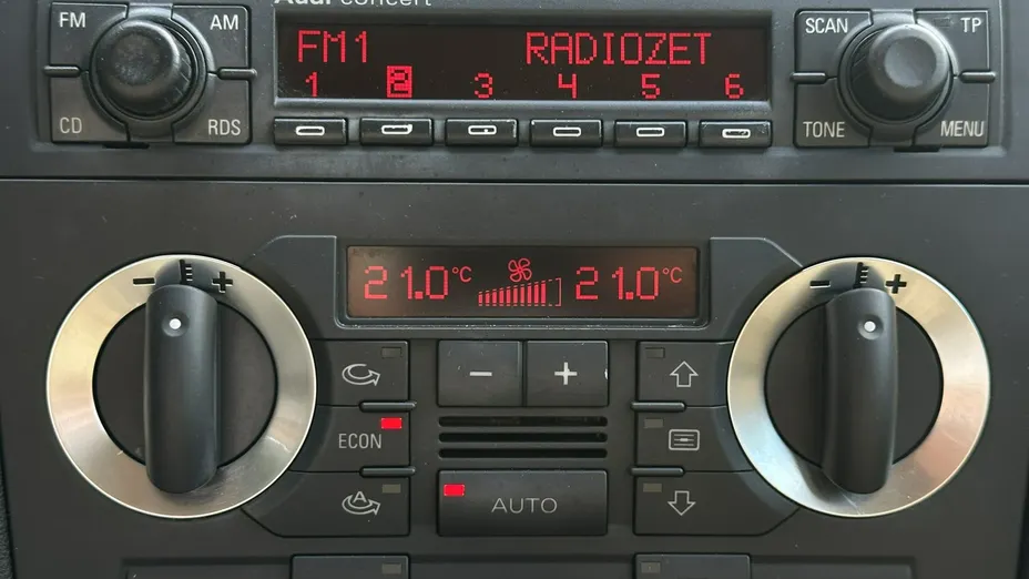 AUDI A3 -
