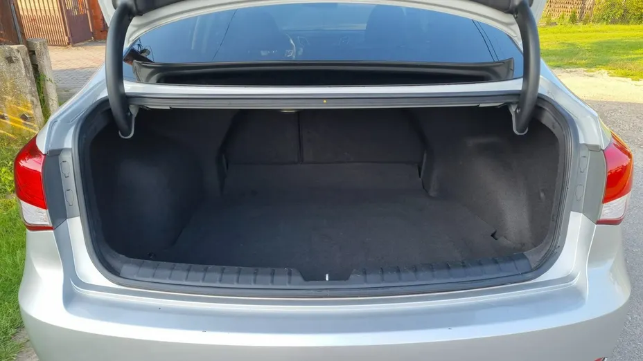 HYUNDAI i40 -