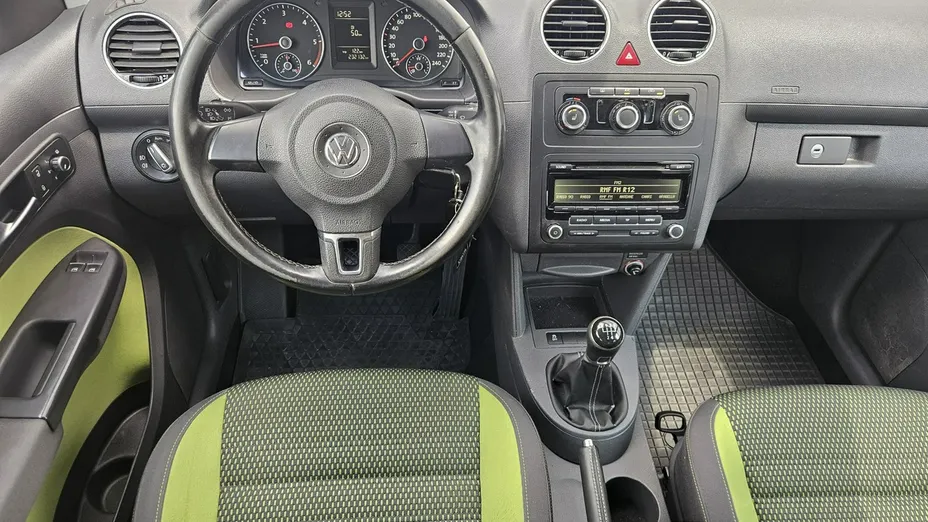 VOLKSWAGEN Caddy -