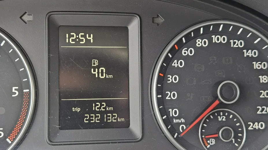 VOLKSWAGEN Caddy -