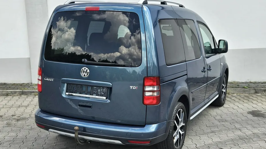 VOLKSWAGEN Caddy -