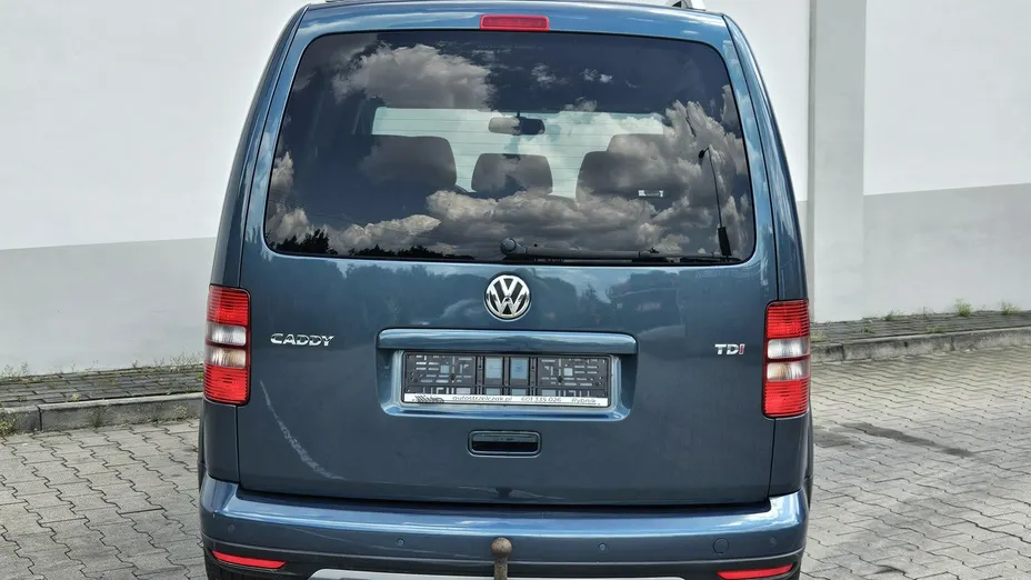 VOLKSWAGEN Caddy -