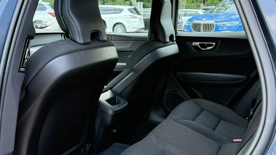VOLVO XC60 -