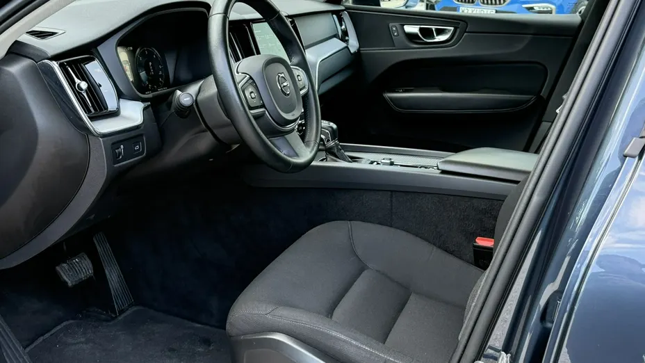 VOLVO XC60 -