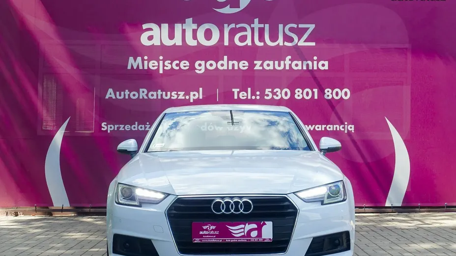 AUDI A4 -
