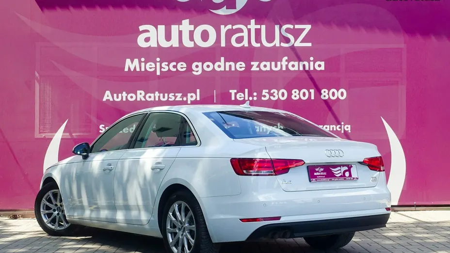 AUDI A4 -