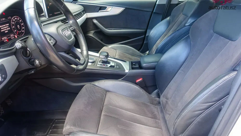 AUDI A4 -