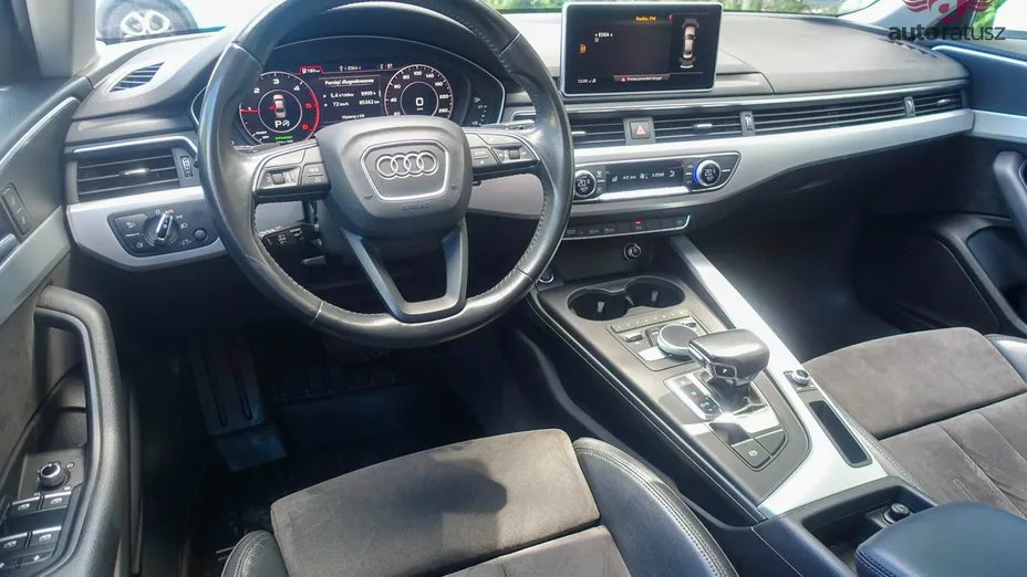 AUDI A4 -