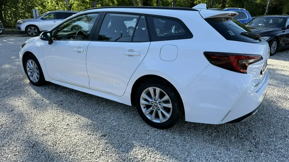 TOYOTA Corolla -