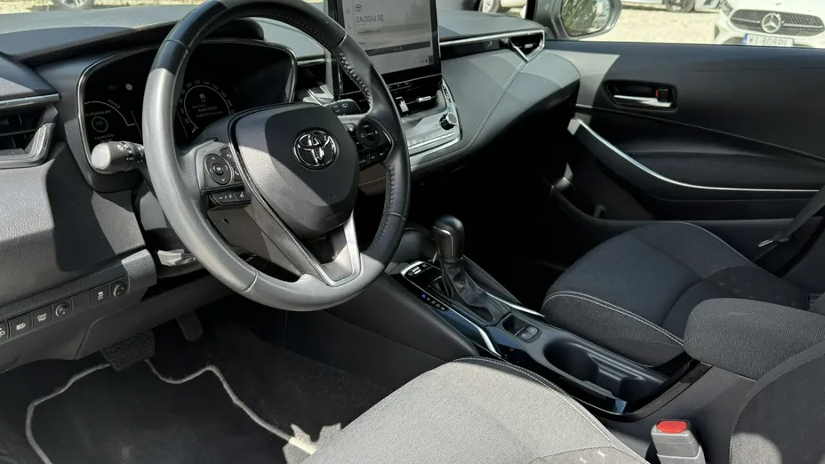 TOYOTA Corolla -