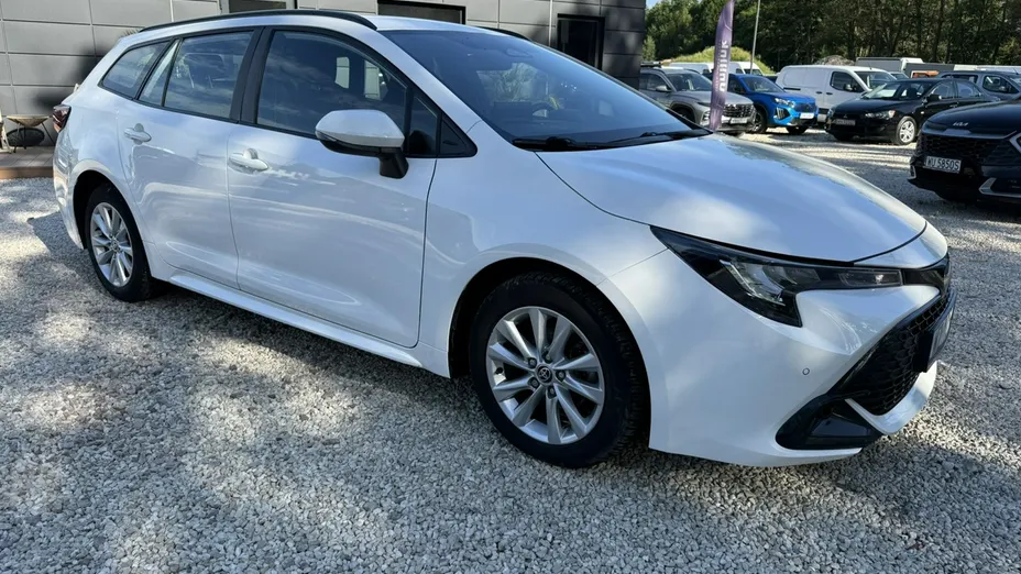 TOYOTA Corolla -