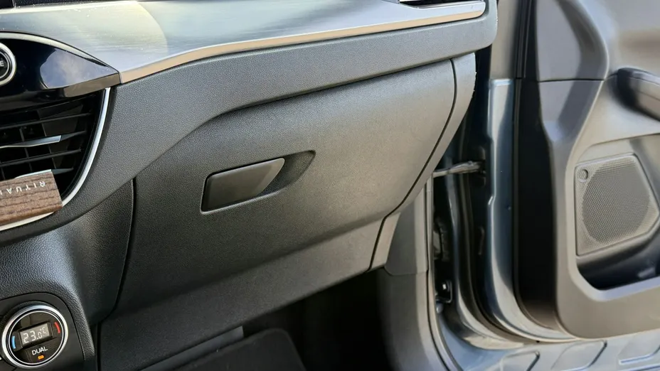 FORD Kuga -