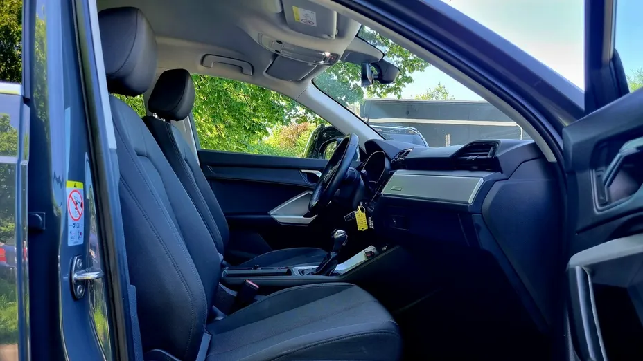 AUDI Q3 -