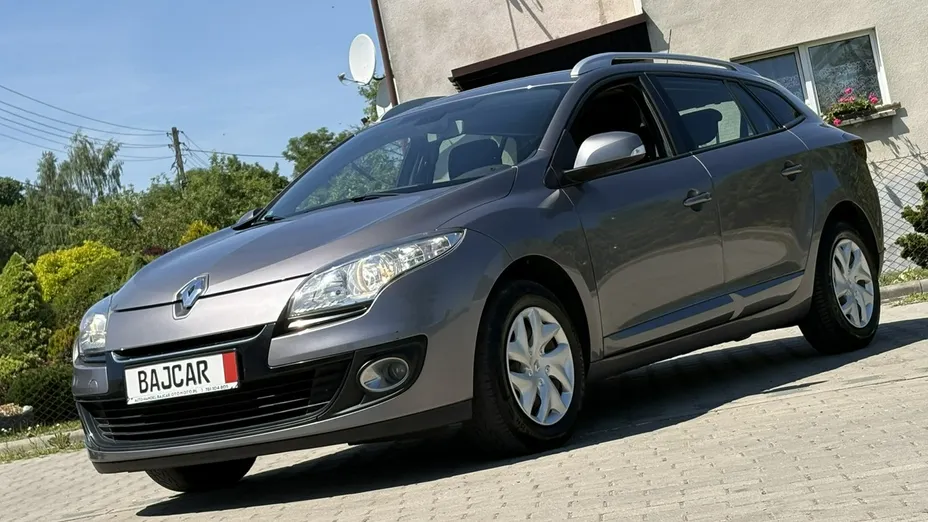 RENAULT Megane -