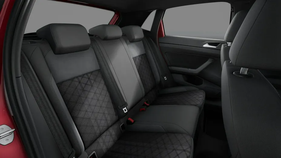 VOLKSWAGEN Polo -