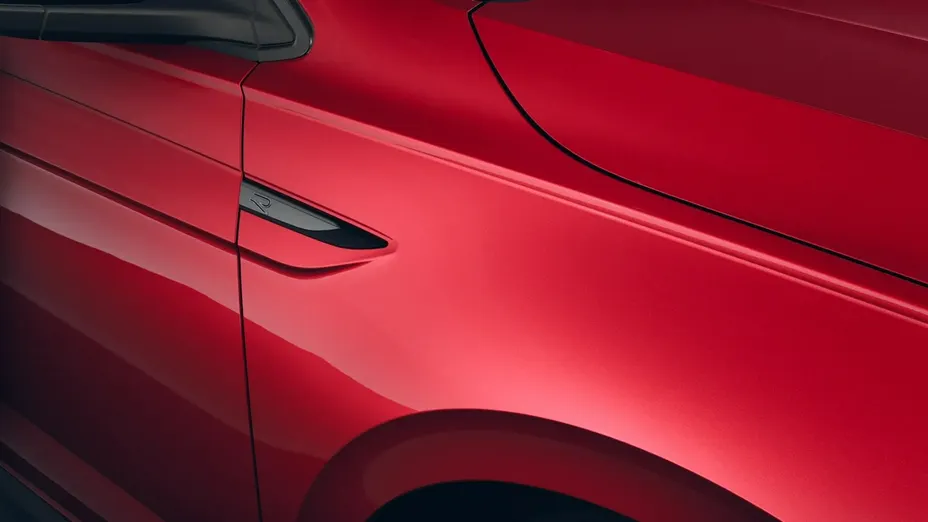 VOLKSWAGEN Polo -