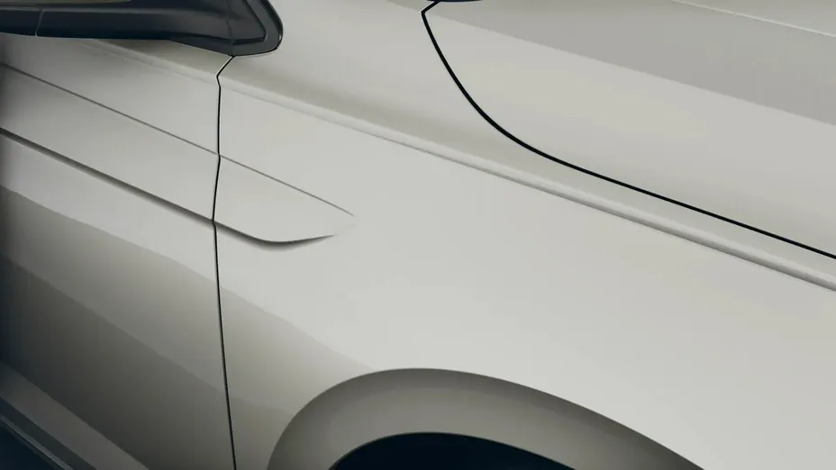 VOLKSWAGEN Polo -