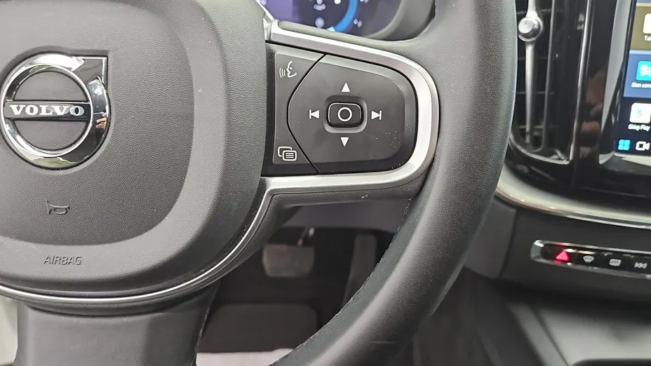 VOLVO XC60 -