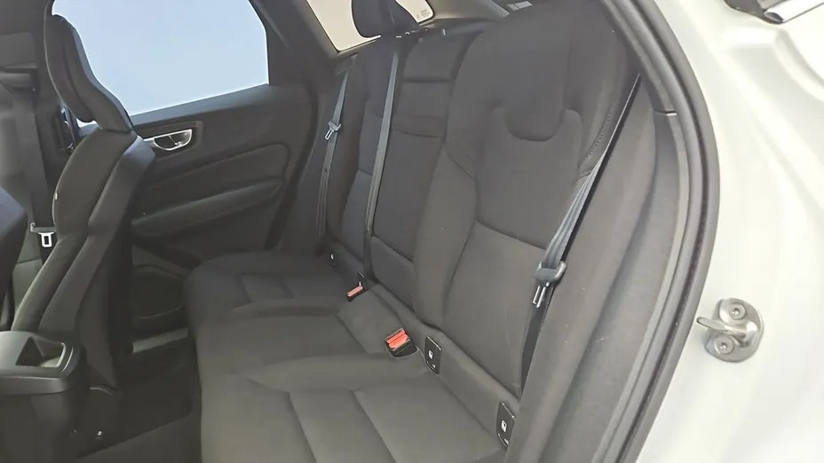 VOLVO XC60 -