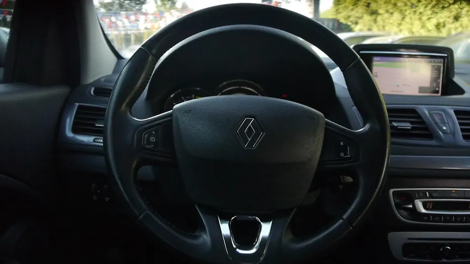 RENAULT Megane -