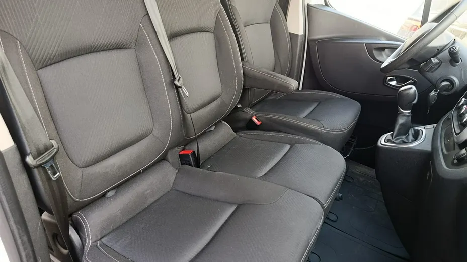 RENAULT Trafic -