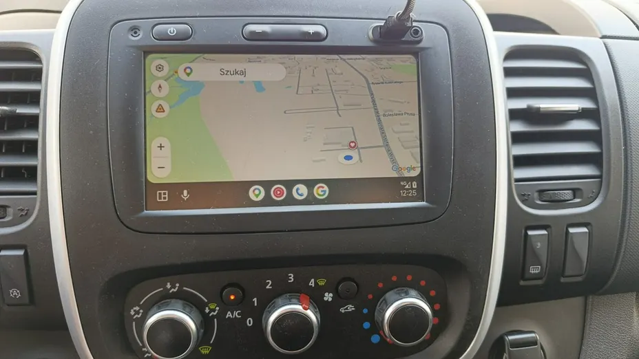 RENAULT Trafic -