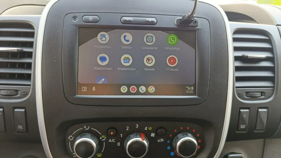 RENAULT Trafic -