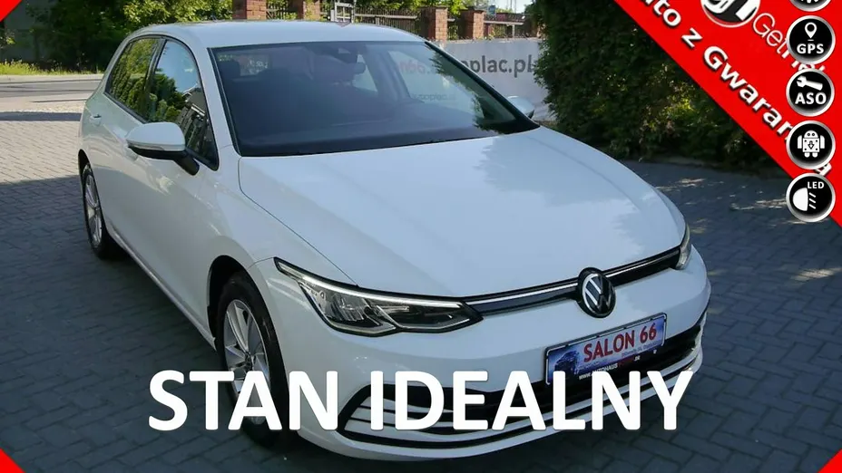 VOLKSWAGEN Golf -