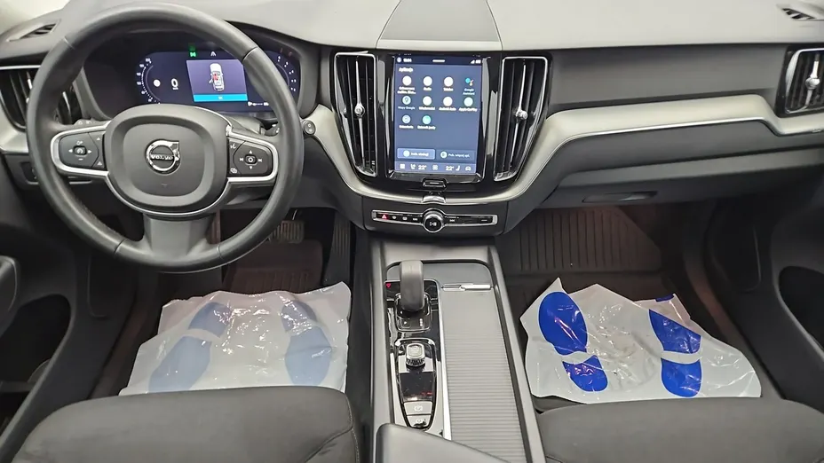 VOLVO XC60 -