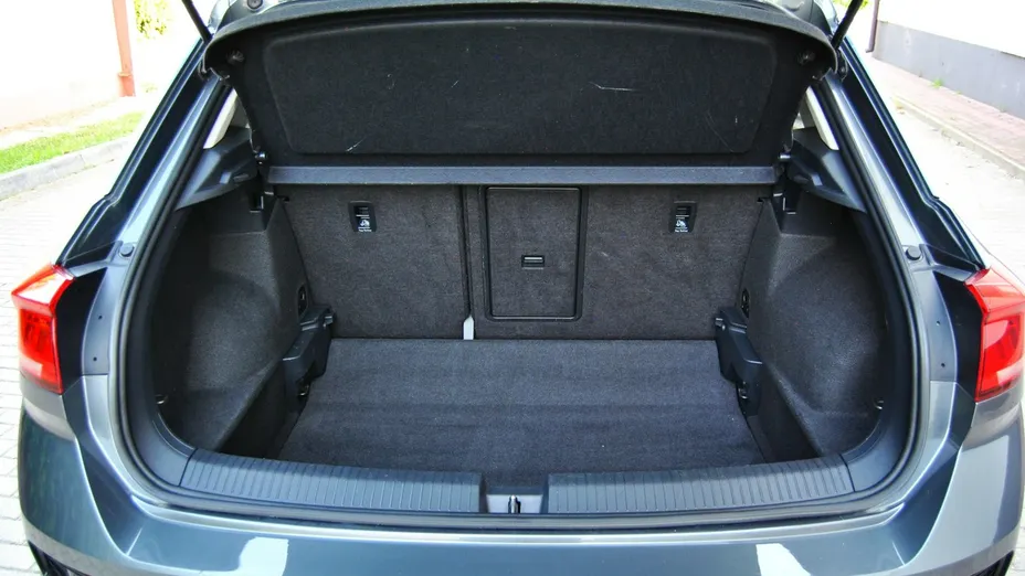 VOLKSWAGEN T-ROC -