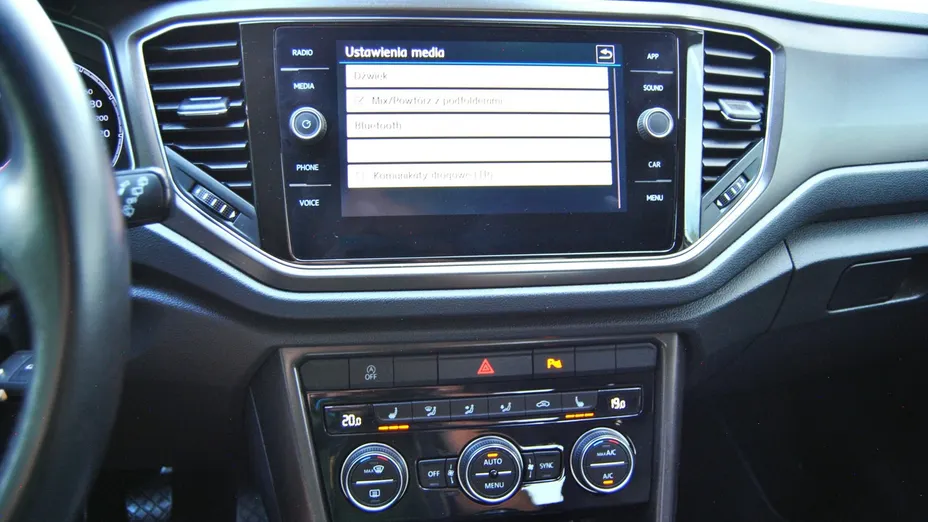 VOLKSWAGEN T-ROC -