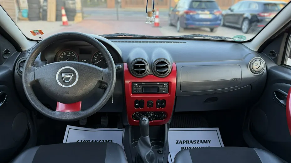 DACIA Sandero -