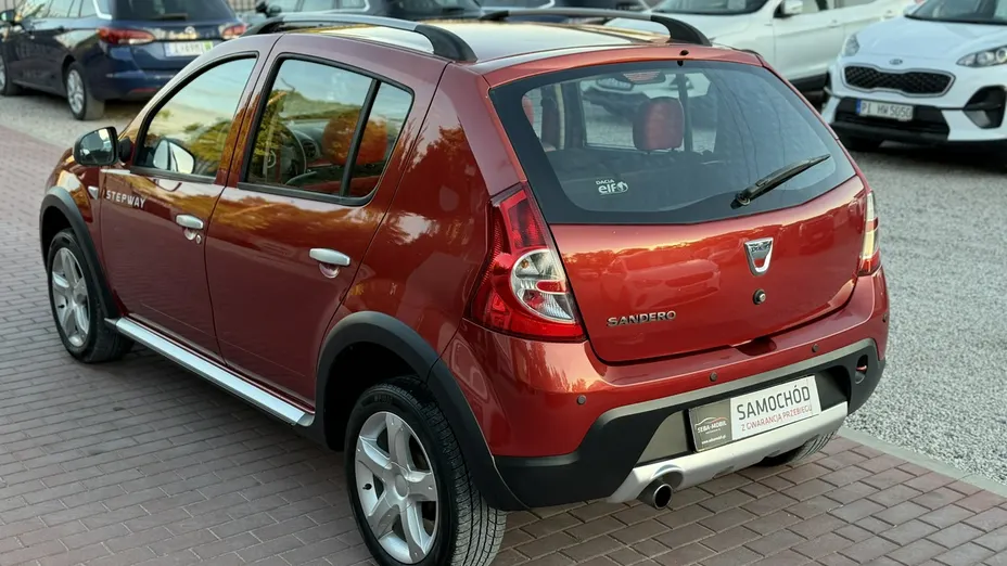 DACIA Sandero -