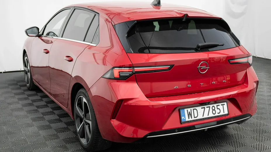 OPEL Astra -
