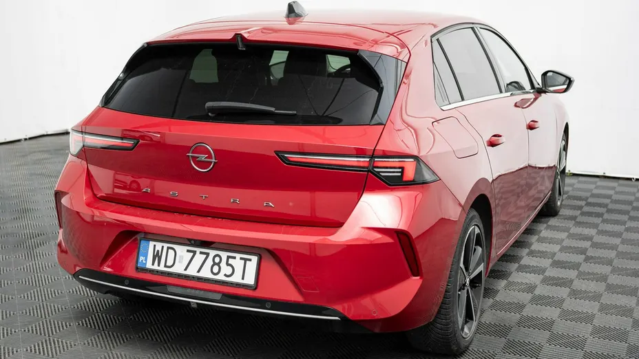 OPEL Astra -