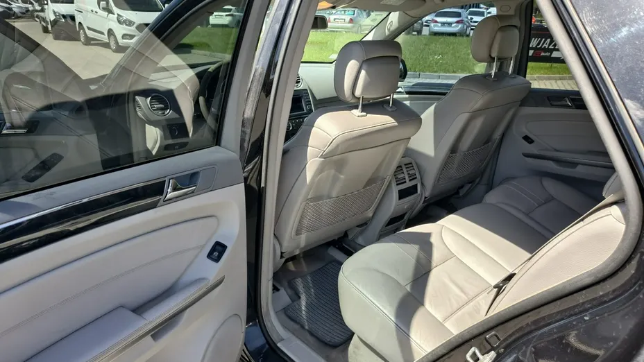 MERCEDES-BENZ ML -