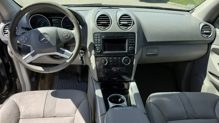 MERCEDES-BENZ ML -