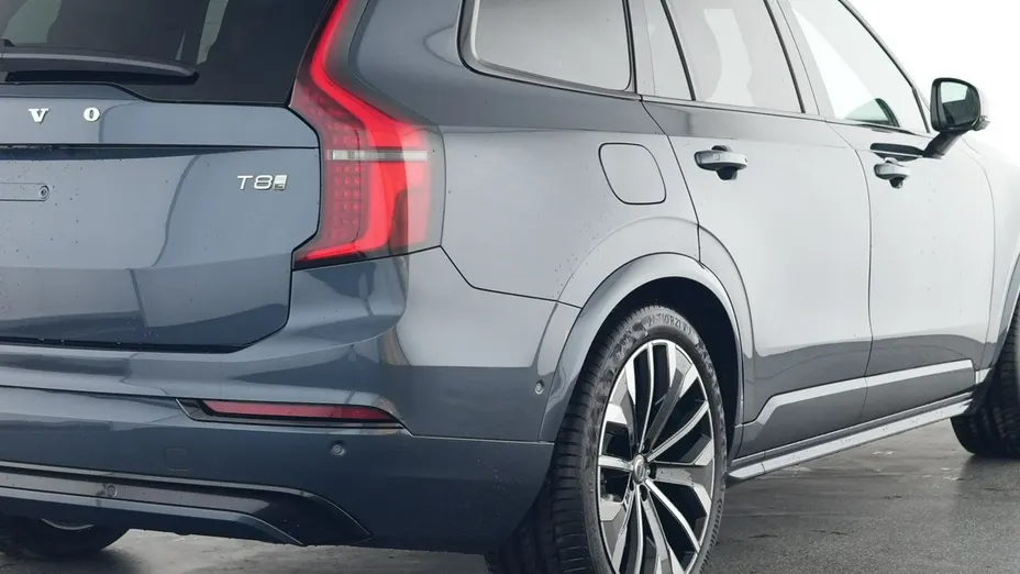 VOLVO XC90 -