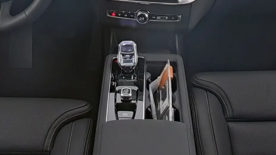 VOLVO XC90 -