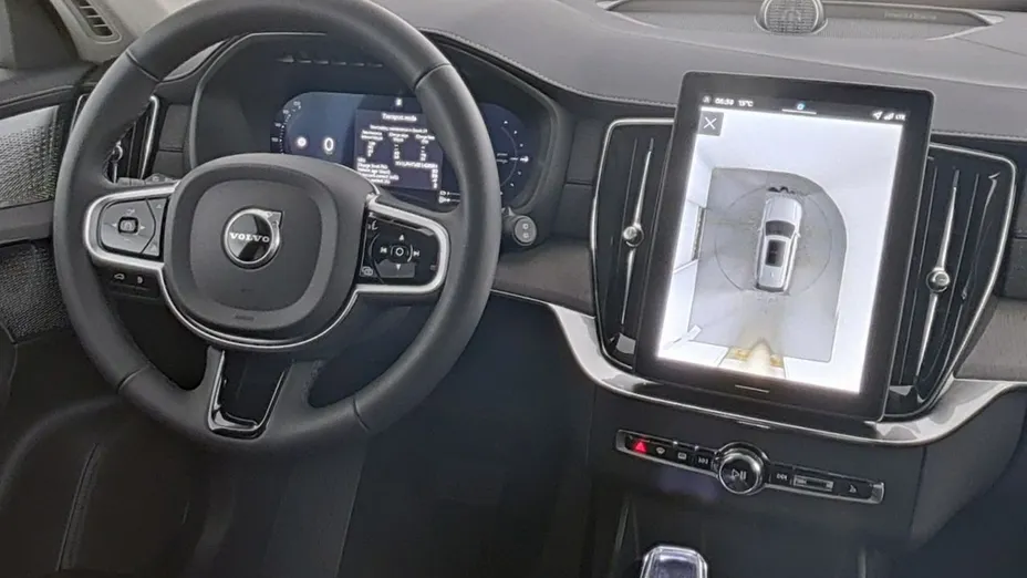 VOLVO XC90 -