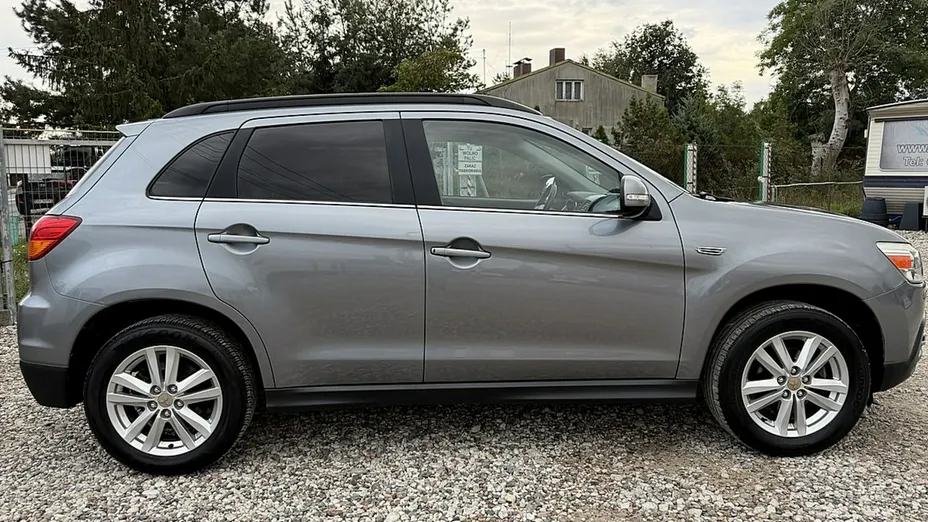 MITSUBISHI ASX -