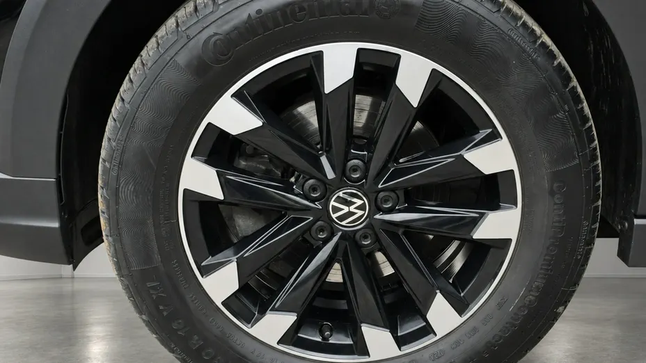 VOLKSWAGEN Taigo -