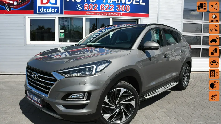 HYUNDAI Tucson -