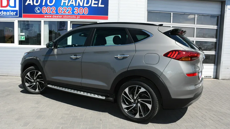 HYUNDAI Tucson -