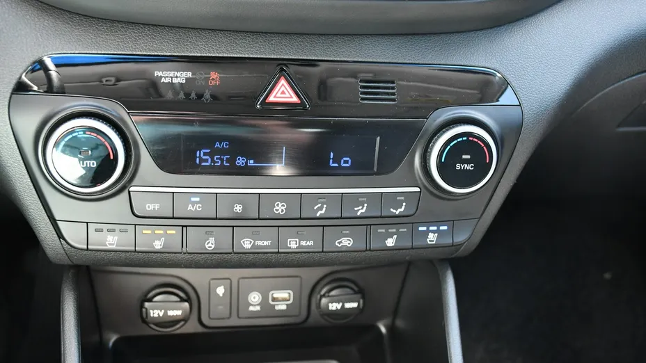 HYUNDAI Tucson -